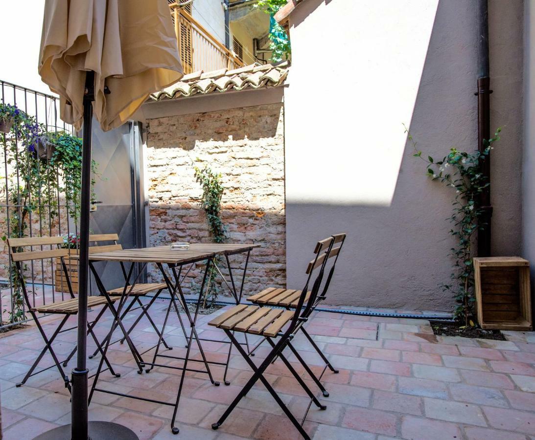 La Canonica - Charming Self-Catering Apartments In Nizza Monferrato Exterior foto
